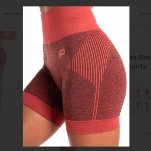 NWOT  Pursue Seamless workout shorts Sz Xs
